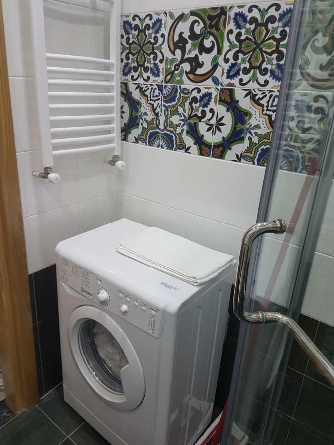 Apartment Lotos Batumi 72 외부 사진