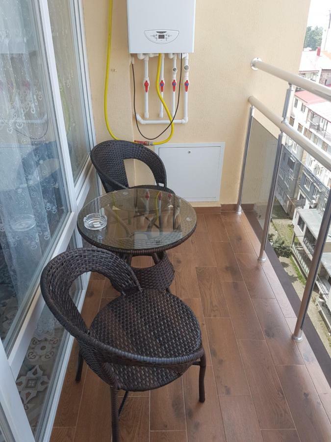 Apartment Lotos Batumi 72 외부 사진